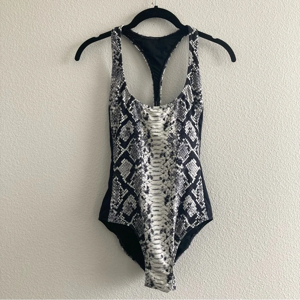 Michael Michael Kors Snake Print Racerback One Piece Swimsuit Spring Summer Swim - Picture 4 of 12